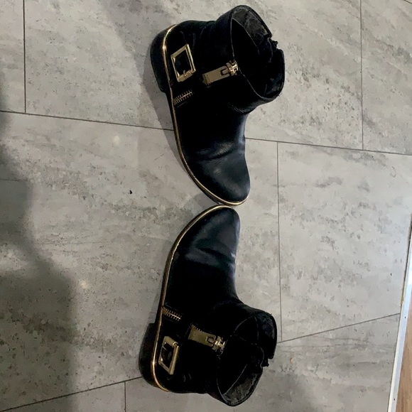 ALDO BLACK AND GOLD BOOTS - Picture 2 of 4